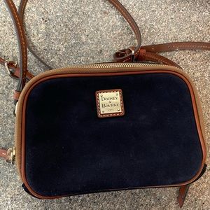 Vintage Dooney & Bourke 1975 crossbody bag